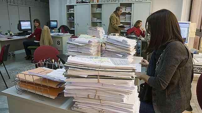 Los funcionarios de Justicia recuperan la jornada de 35 horas semanales 9 funcionarios justicia